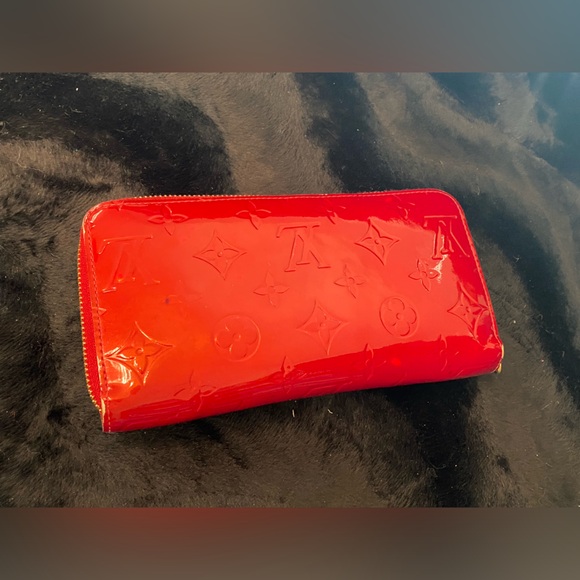 Louis Vuitton Monogram Vernis Patent Leather continental Wallet Scarlet Red - Picture 4 of 16